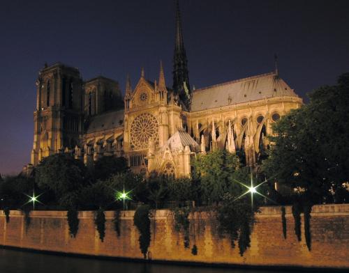 Notre-Dame-de-Paris4.jpg