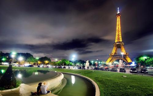 Landscape-Of-Paris-1050x1680.jpg