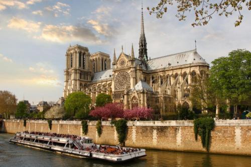 965087-katedra-notre-dame-w-paryzu.jpg