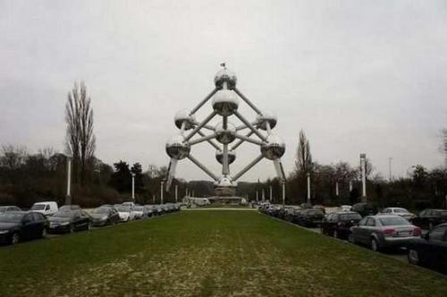 атомиум.jpg
