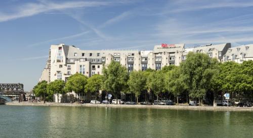 отель в Париже.jpg