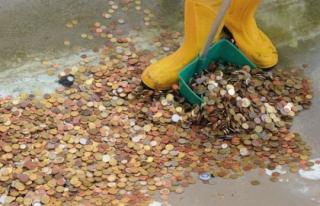 1321368535_coins_06.jpg