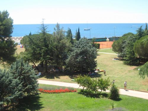 вид  на море из номера.JPG