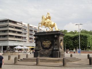 DSC00444.JPG