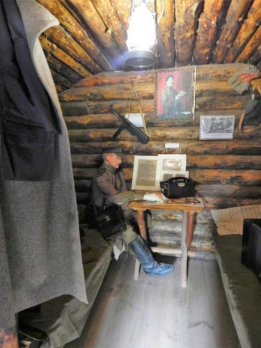 Землянка 1.jpg