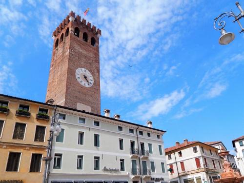 Городская башня в Бассано..jpg