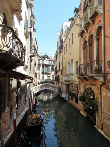 Улица Венеции 52.jpg