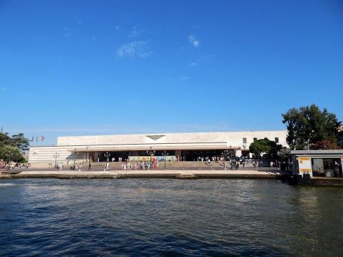 Вокзал Венеции.jpg