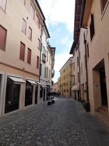 Улица Бассано.jpg