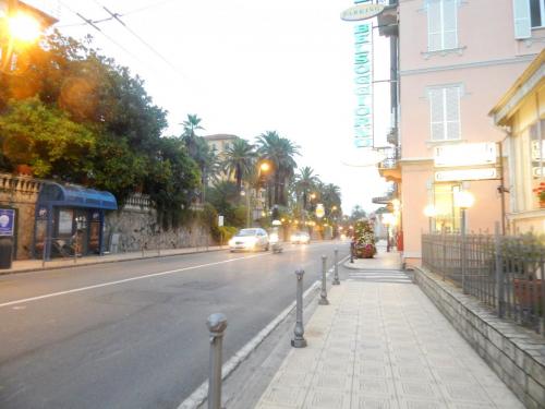 DSCN9008.JPG