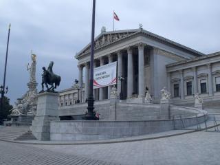 043 Парламент.JPG