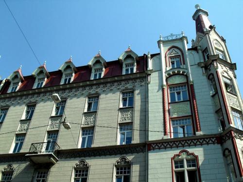 101  Terbatas, 33-35, угол с ул. Lacplesa.JPG