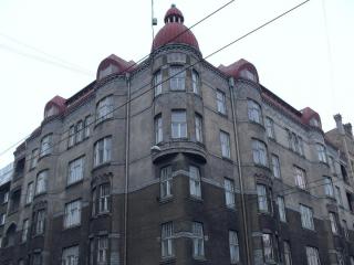 104 Brivibas, д. 58, угол с ул. Lacplesa.JPG