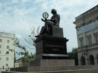 25 Варшава Памятник Копернику.JPG