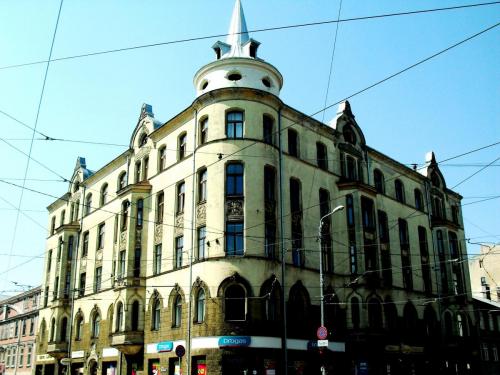 164 Matisa, 22 угол с ул. Krisjana Barona.JPG