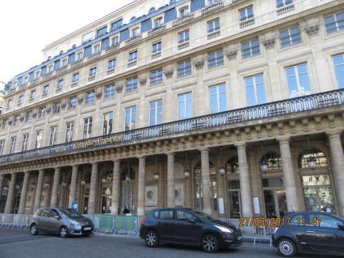 март, париж 445.JPG