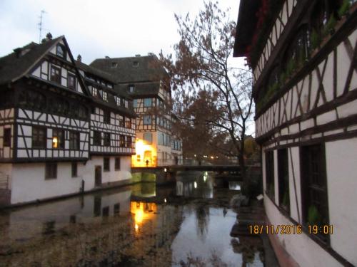 Божоле 2016 2018.JPG