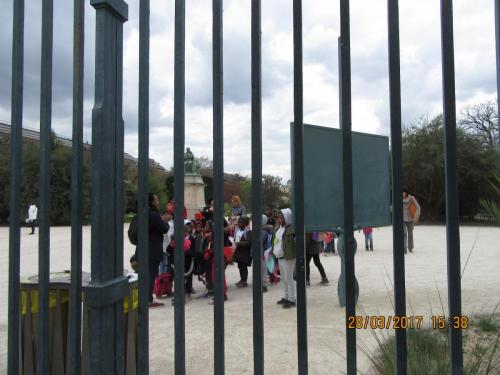 март, париж 995.JPG