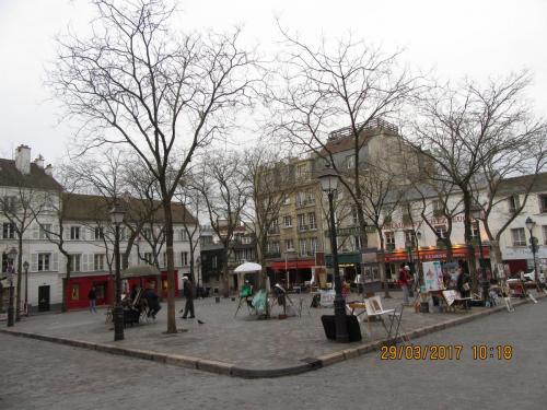 март, париж 1238.JPG