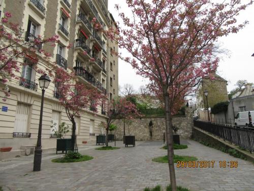 март, париж 1251.JPG