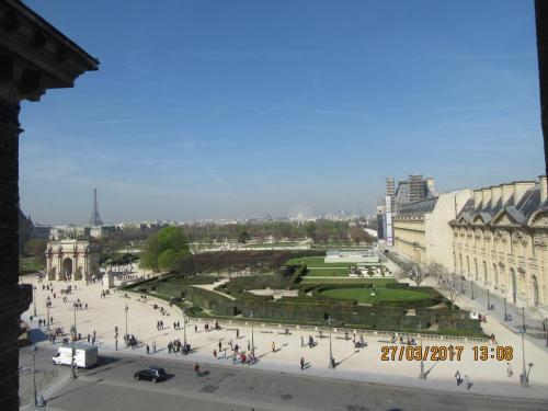 март, париж 505.JPG