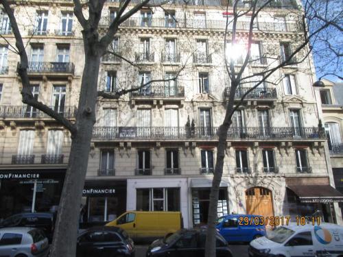 март, париж 1340.JPG