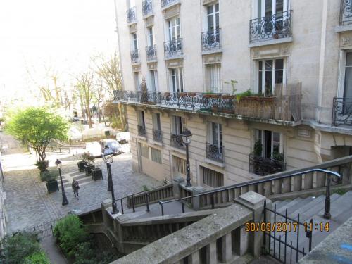 март, париж 1477.JPG