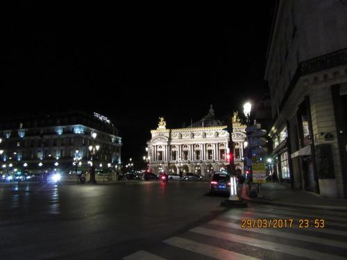 март, париж 1432.JPG