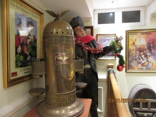 париж-2016-2017 1993.JPG