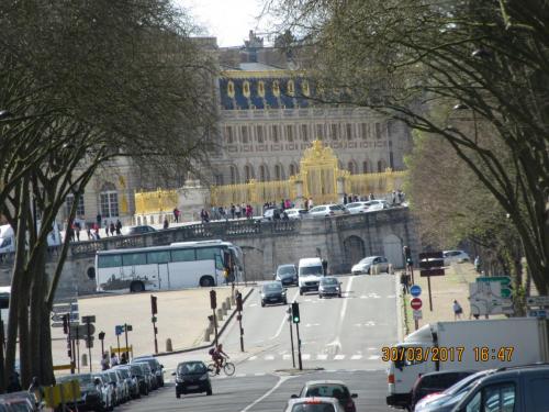 март, париж 1738.JPG