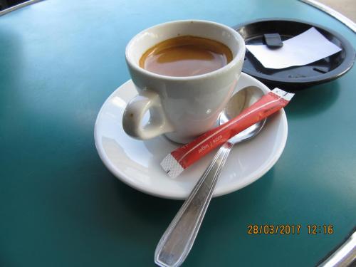 март, париж 923.JPG