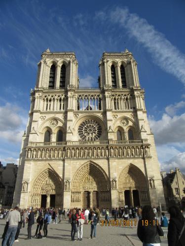 март, париж 2193.JPG