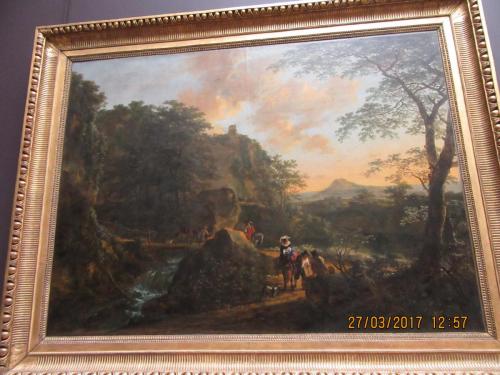 март, париж 475.JPG