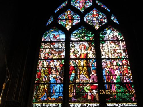 март, париж 945.JPG