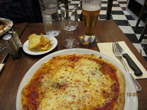 март, париж 955.JPG