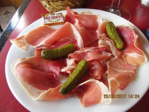 март, париж 056.JPG