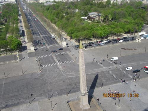 март, париж 1652.JPG