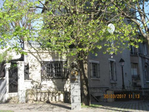 март, париж 1472.JPG