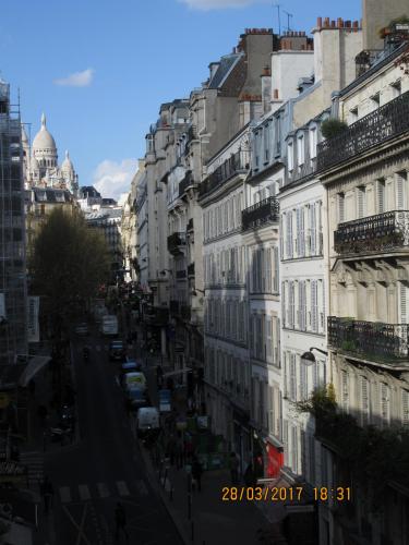 март, париж 1083.JPG