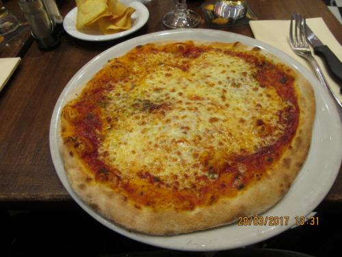 март, париж 954.JPG