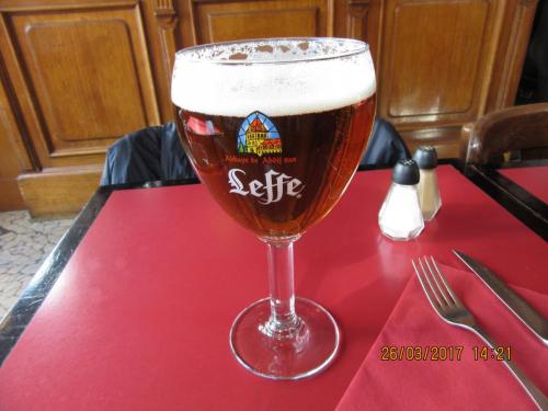 март, париж 050.JPG