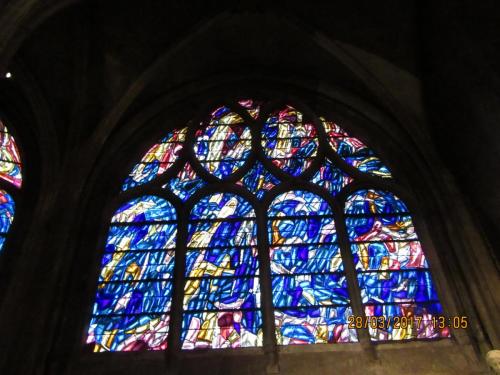 март, париж 932.JPG