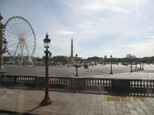 март, париж 1296.JPG