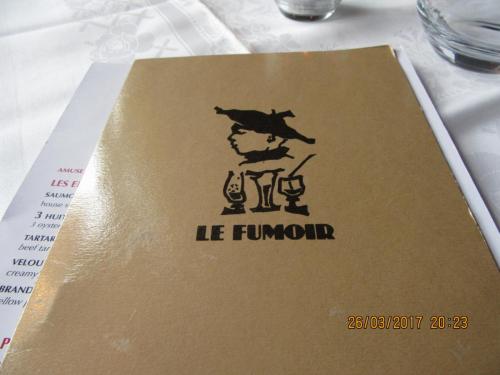 март, париж 348.JPG