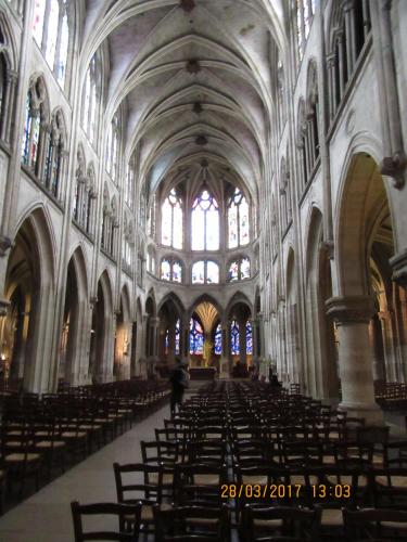 март, париж 928.JPG