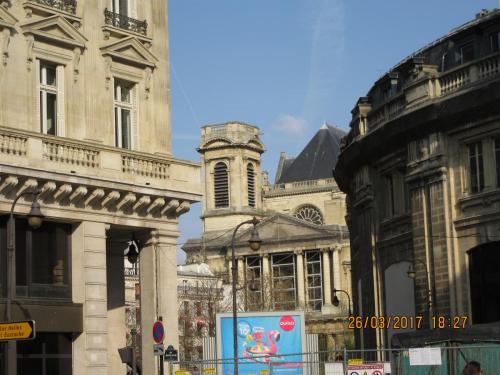 март, париж 290.JPG