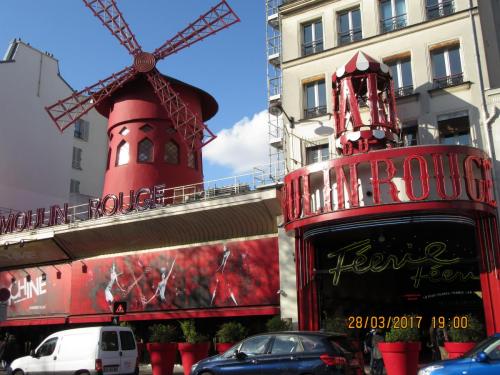 март, париж 1088.JPG