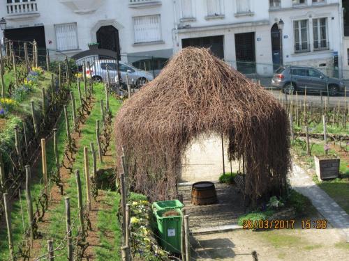 март, париж 173.JPG