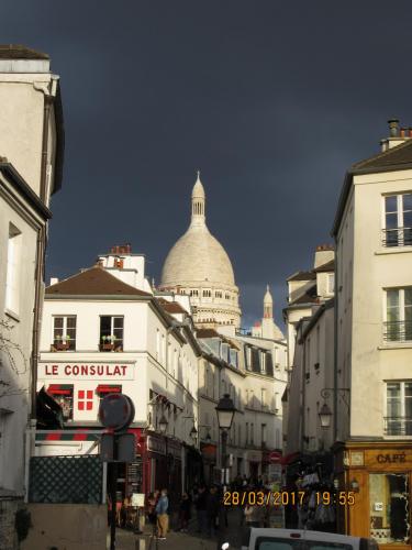 март, париж 1140.JPG