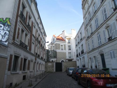 март, париж 419.JPG